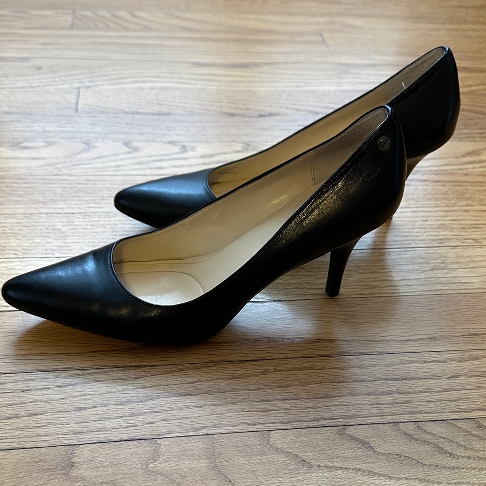 Calvin Klein Elegant Black Women's Pumps